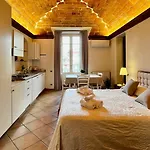 Internazionale Apart Otel Pietrasanta